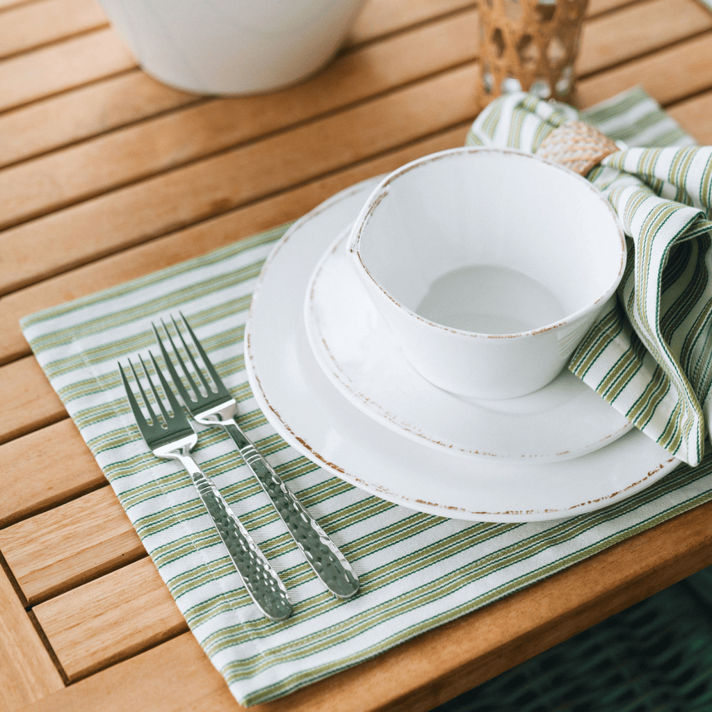 Anson Aloe Horizontal Placemat Displayed with an Anson Aloe Dinner Napkin