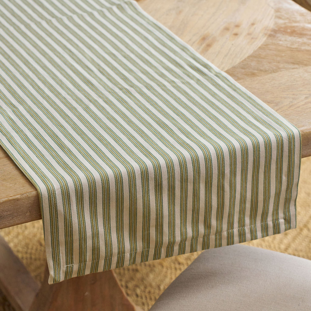green striped table runner 