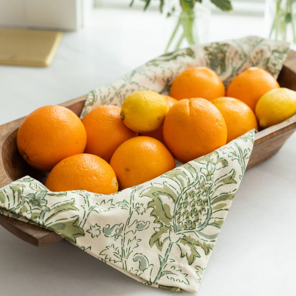 Hampton Parrot Dinner Napkins Displayed in a Wooden Fruit Bowl